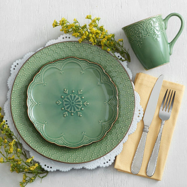 French Lace Green 16 Piece Dinnerware Set Service for 4 - Image 3